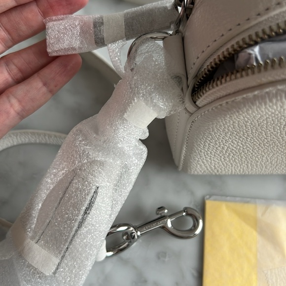 NWT Marc Jacobs White Leather Crossbody Shutter Bag - Picture 7 of 8